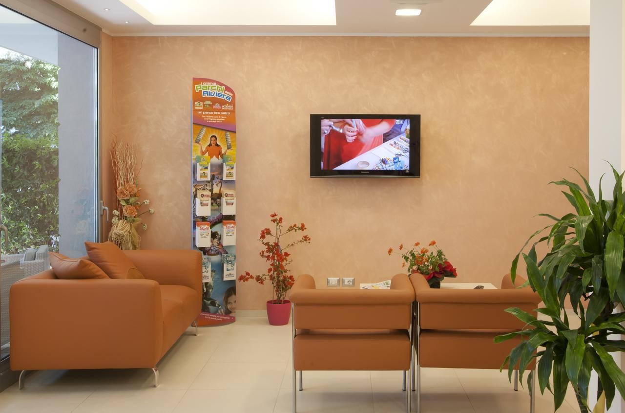 Residence Perla Misano Adriatico Luaran gambar